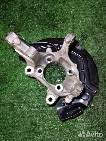 Кулак поворотный передний левый Ford Explorer 5