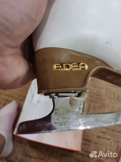 Профессиональные фигурные коньки edea