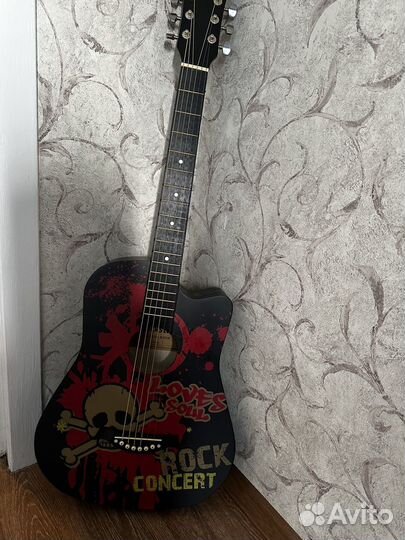 Акустическая гитара