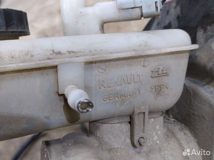 Вакумный усилитель тормозов Рено лагуна 2