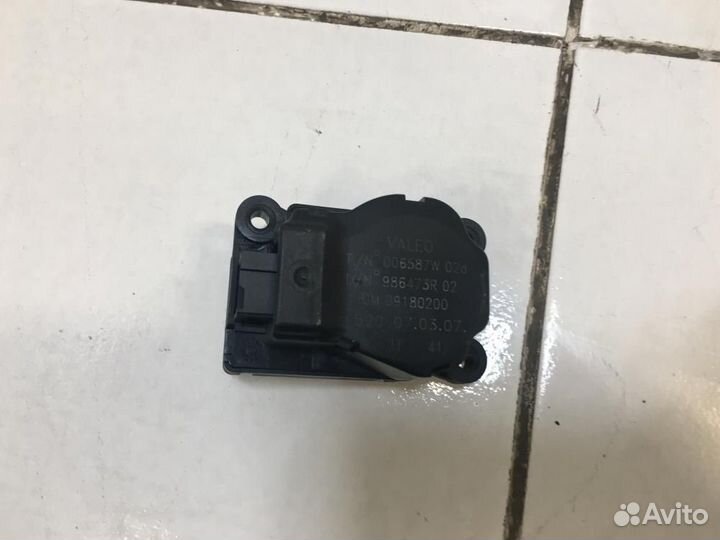 Сервопривод заслонок печки Opel Vectra C