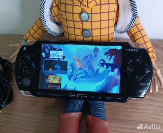 Sony Psp прошитая куча игр