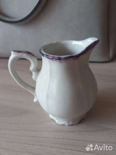 Старинный сливочник