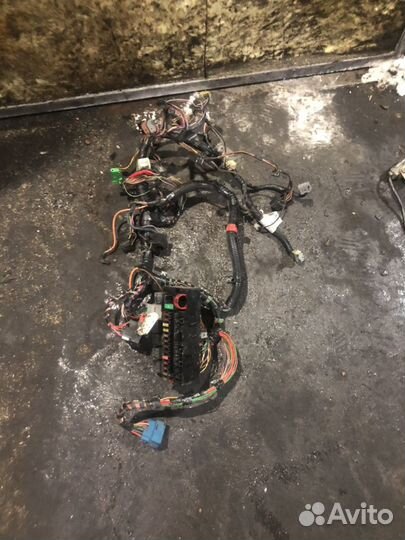 Проводка под панель с блоком предохранителей ваз 2