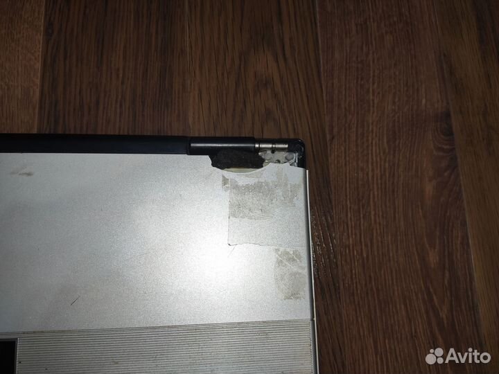 Ноутбук RoverBook Voyager V510