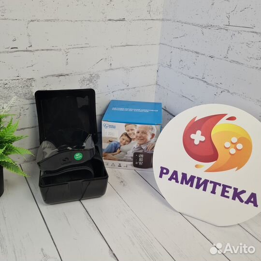 Тонометр автоматический цифровой на запястье