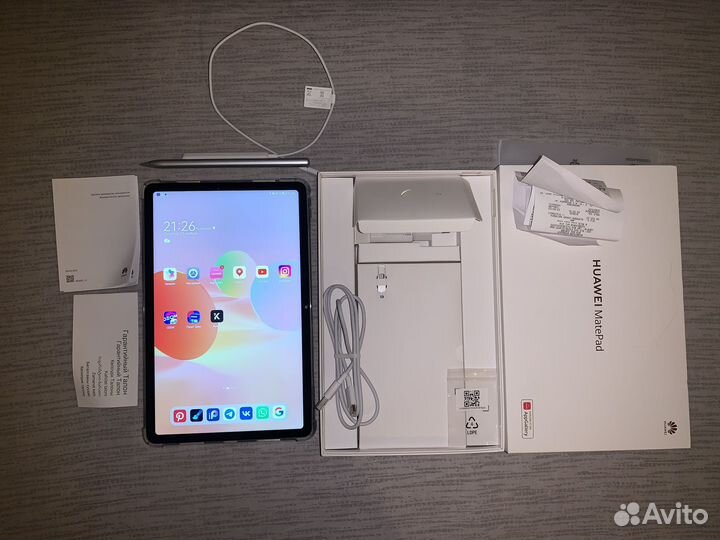 Планшет huawei matepad 10.4 + Часы Smart