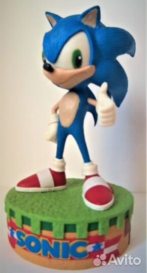 Фигурки героев игр