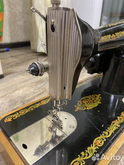 Швейная машинка