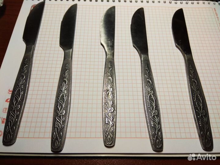 Ножи столовые с чернением и без