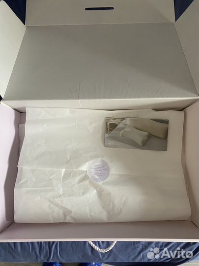 Коробка от подушки beauty sleep omnia
