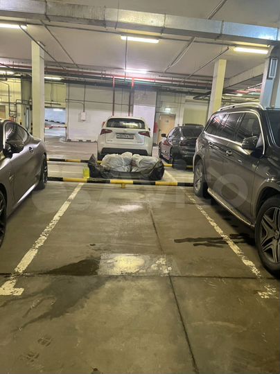 Машиноместо, 13 м²