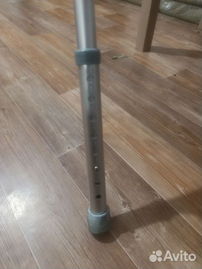 Ходунки для инвалидов на колесах