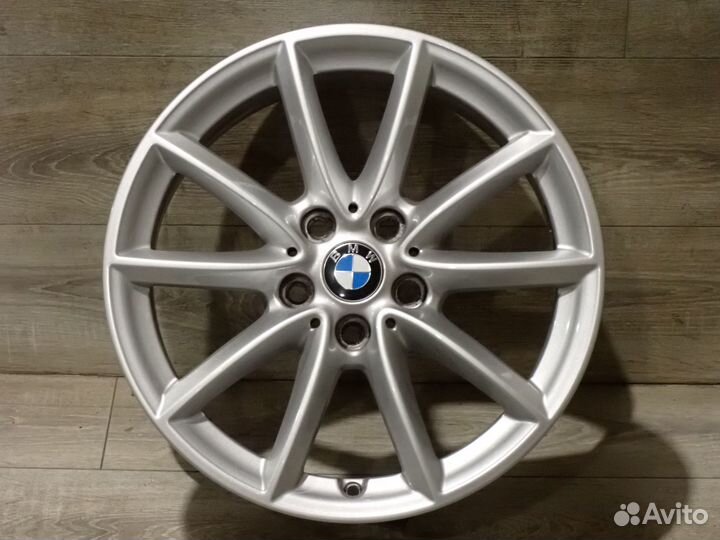 Комплект дисков оригинал BMW X1 F48 R17