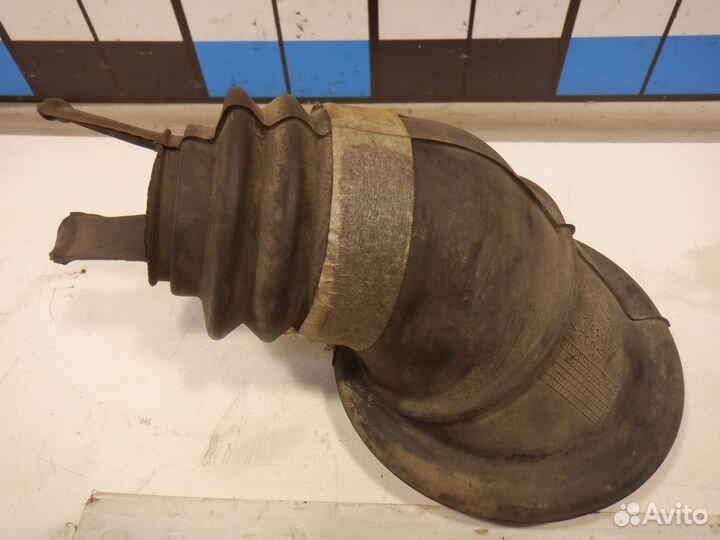 Пыльник Кожух рулевой рейки VW Golf 3 Vento