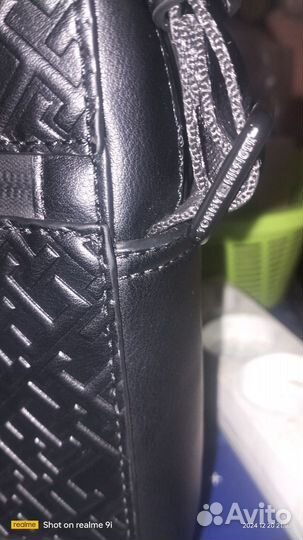 Сумка tommy Hilfiger натуральная кожа.ориринал