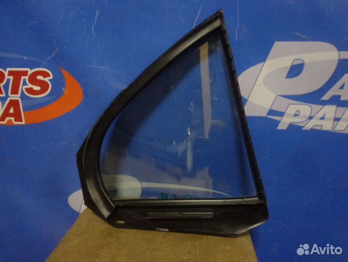 Стекло двери заднее левое Mitsubishi Lancer 10 1.5