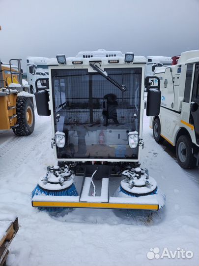 Вакуумная уборочная машина ceksan VKM 2020