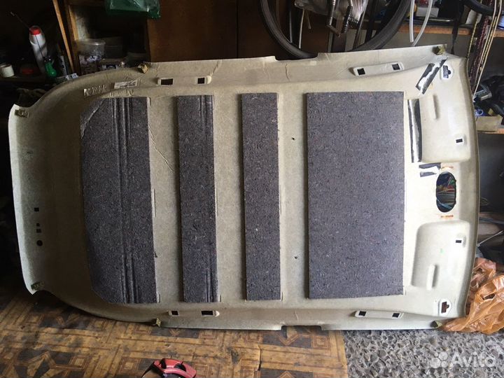 Обшивка потолка Mitsubishi Colt