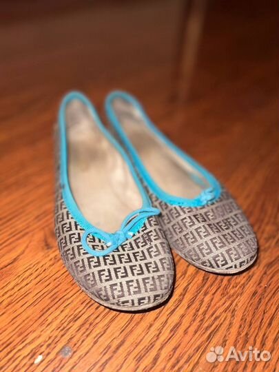 Балетки для девочки Fendi