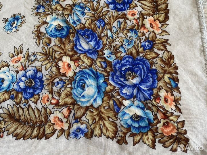 Павлопосадский платок шерсть с бахромой 85 на 85