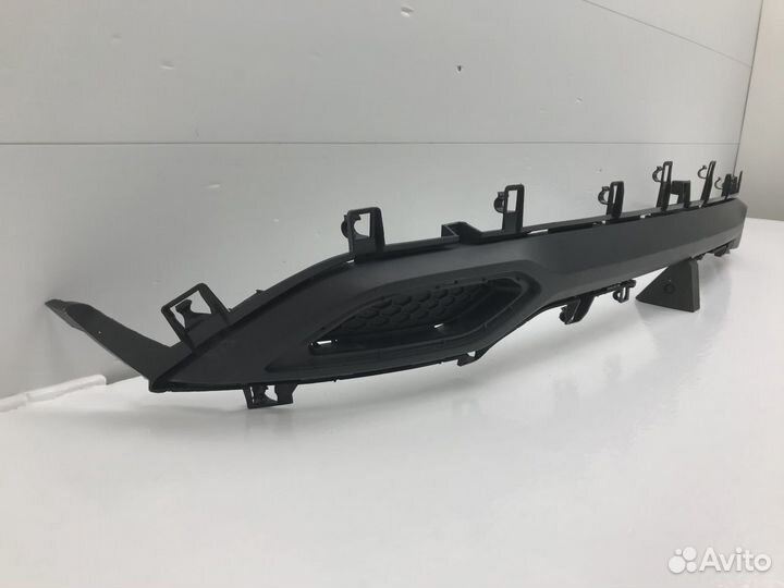 Накладка заднего бампера LADA Vesta Cross