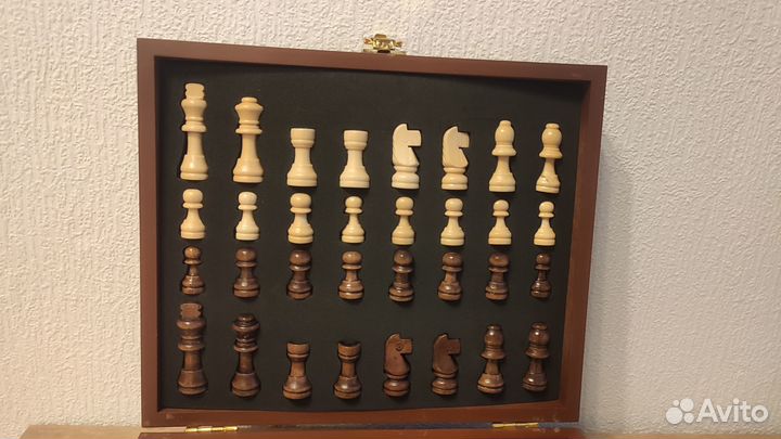 Подарочный набор: шахматы, фляга, стопки