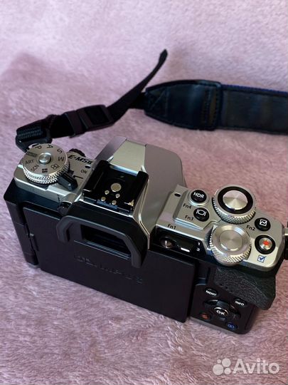 Фотоаппарат Olympus OM-D E-M5 Mark II