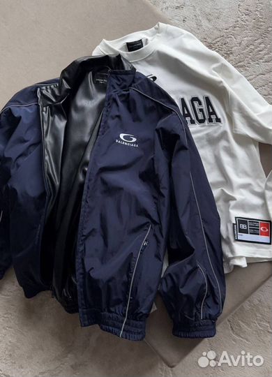 Бомбер balenciaga