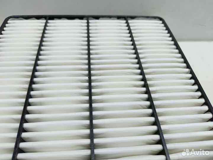 Фильтр воздушный Toyota Land Cruiser 200