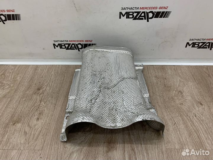 Тепловой экран сзади Mercedes W222 S 222