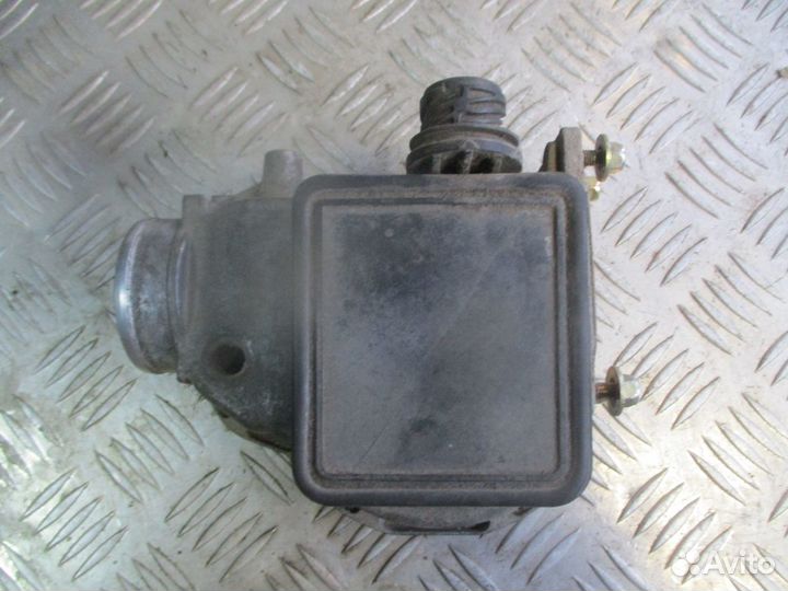 Расходомер воздуха BMW 3 E36 M43