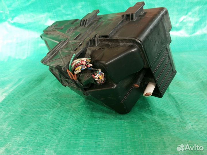 Блок предохранителей Honda Stepwgn RG1