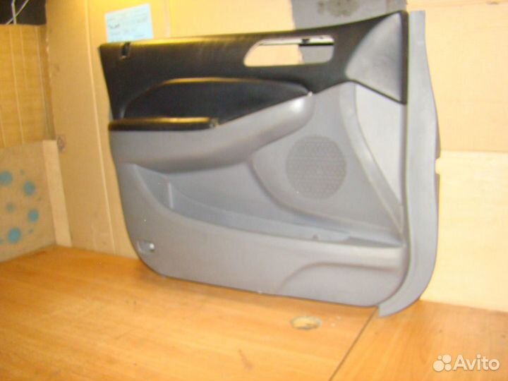 Левая передняя обшивка Acura mdx 2005г