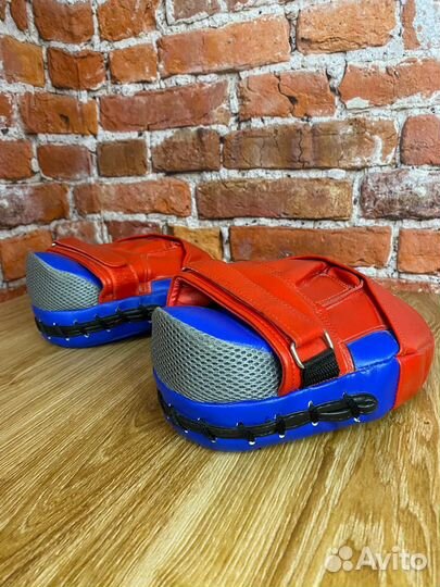 Боксерские лапы everlast кожа