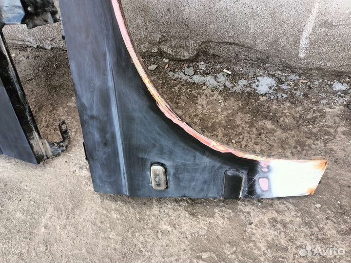 Крыло переднее Saab 9-5