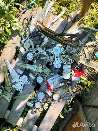 Электростеклоподъемник замок кнопка ручка