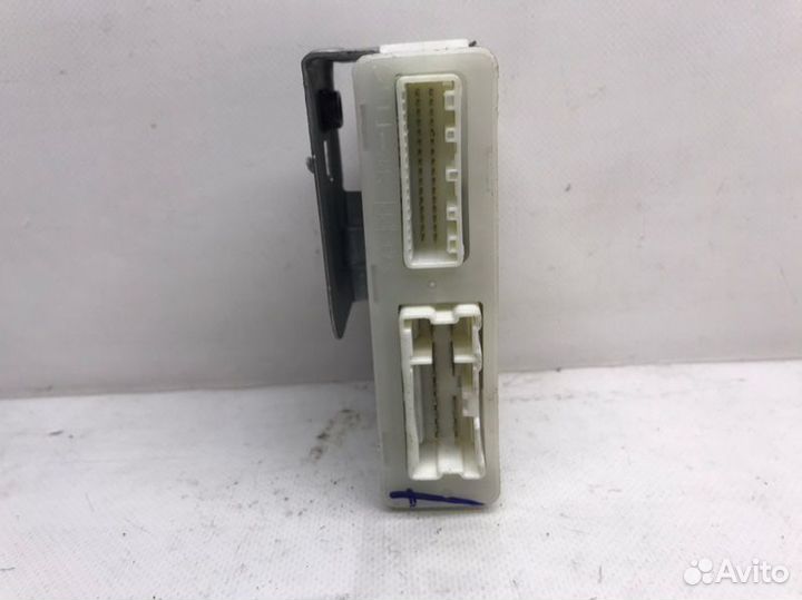 Блок управления Nissan Armada 5.6 2007