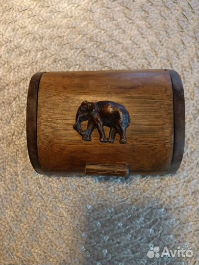 Шкатулка для украшений