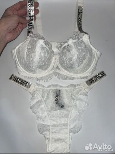 Комплект белья Victoria's secret