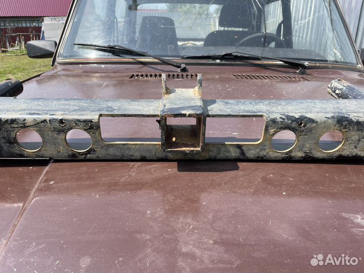 Скрытый кронштейн под лебедку Нива Усилитель