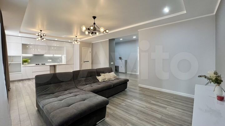 2-к. квартира, 82 м², 2/9 эт.