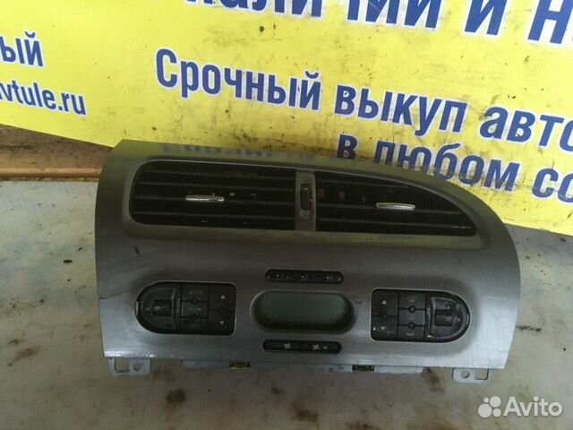 Рамка магнитолы seat Leon