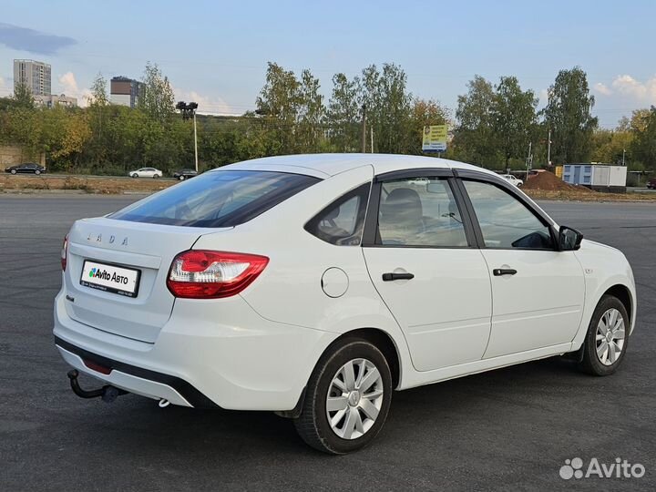 LADA Granta 1.6 МТ, 2019, 123 000 км