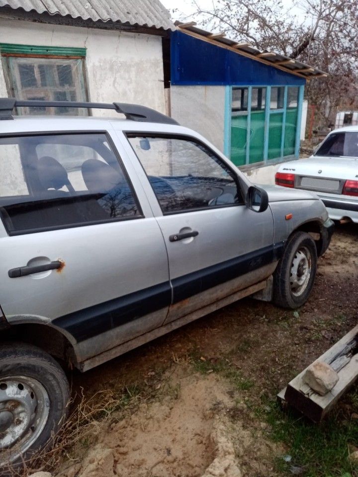 Chevrolet Niva: фото владельца