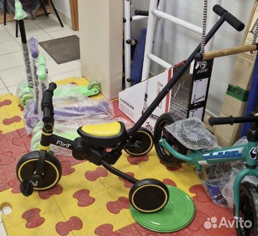 Беговел велосипед с ручкой 4 в 1