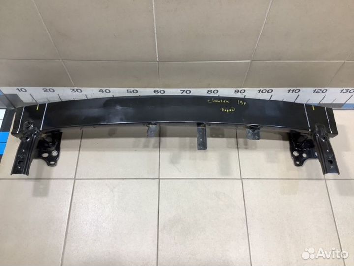 Усилитель переднего бампера Hyundai Elantra AD