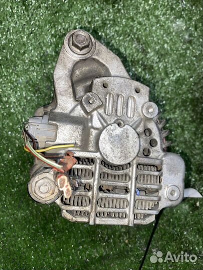 Генератор 4G64 Mitsubishi Galant EA3A MD362870