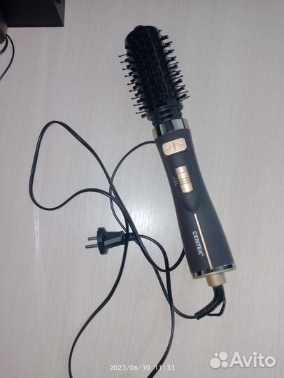 Фен-щетка CT-2061