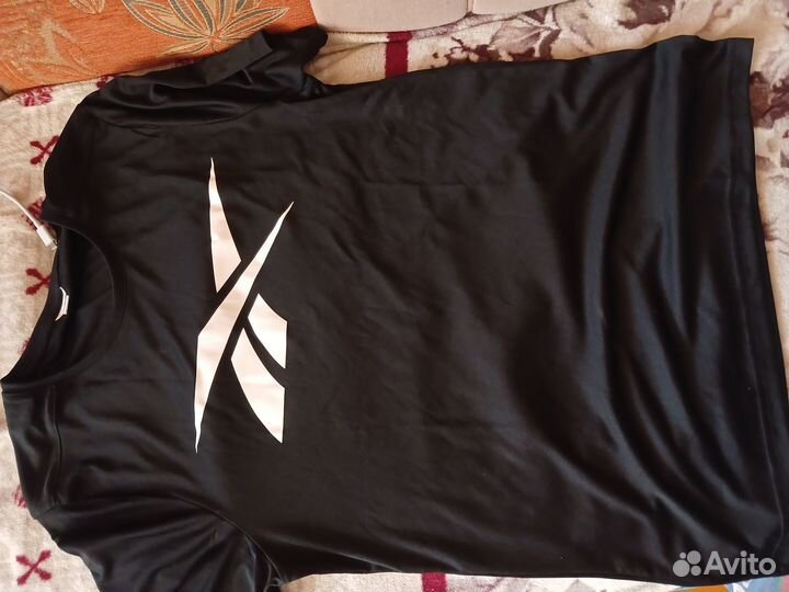 Футболка reebok